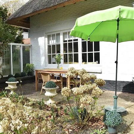Boutique Holiday Near Aan Zee Beach Casa vacanze Bergen