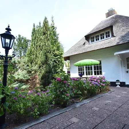 Casa vacanze Boutique Holiday Near Aan Zee Beach Bergen